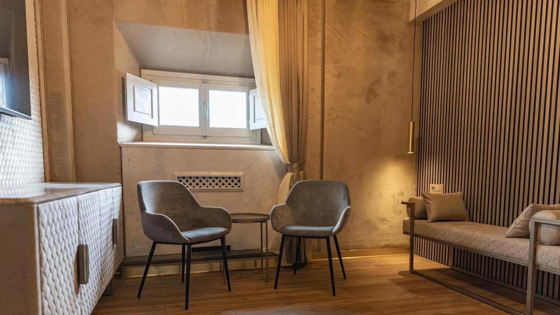 Отель Le Reve De Naim Firenze