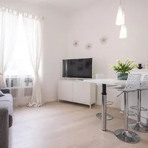https://brera-design-apartment-rr.italymilanhotels.net
