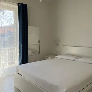 https://flora.it-lombardy.com