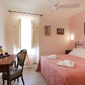 Relais Sampaoli Bed and breakfast